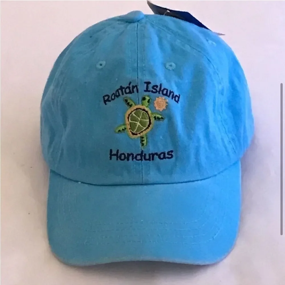 Royal Resortwear NWT Roatan Island Honduras Blue Baseball Hat